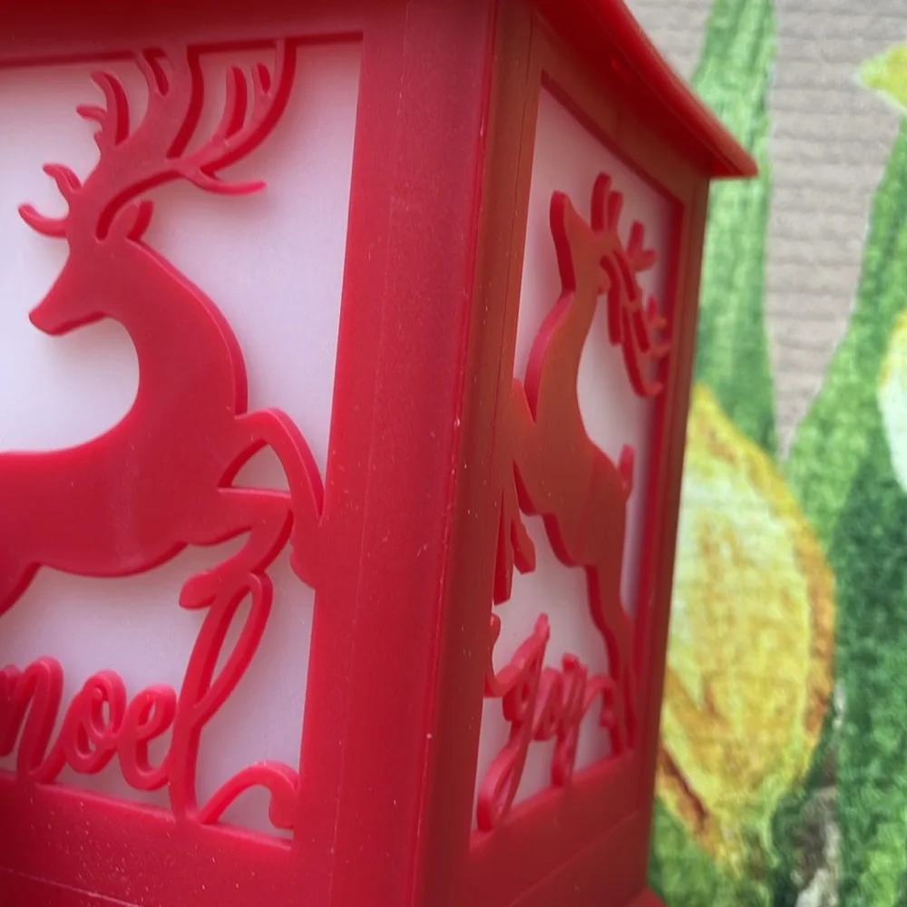 HALLMARK Joy/Noel // red reindeer lantern // battery-powered // plastic NWT
